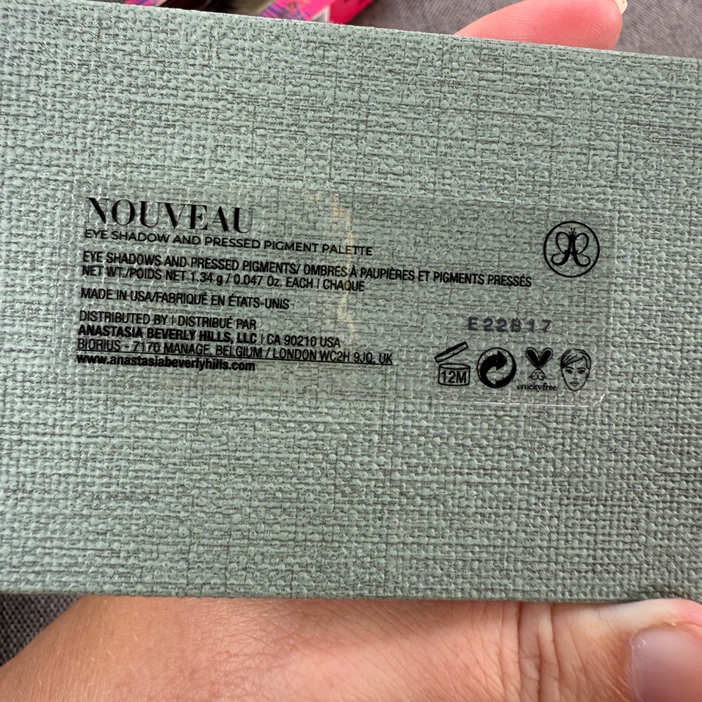 Anastasia Beverly Hills Nouveau Palette - Picture 3 of 4